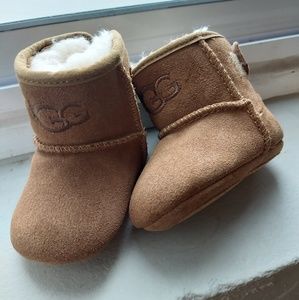 Ugg baby booties NWOT 0-6 months